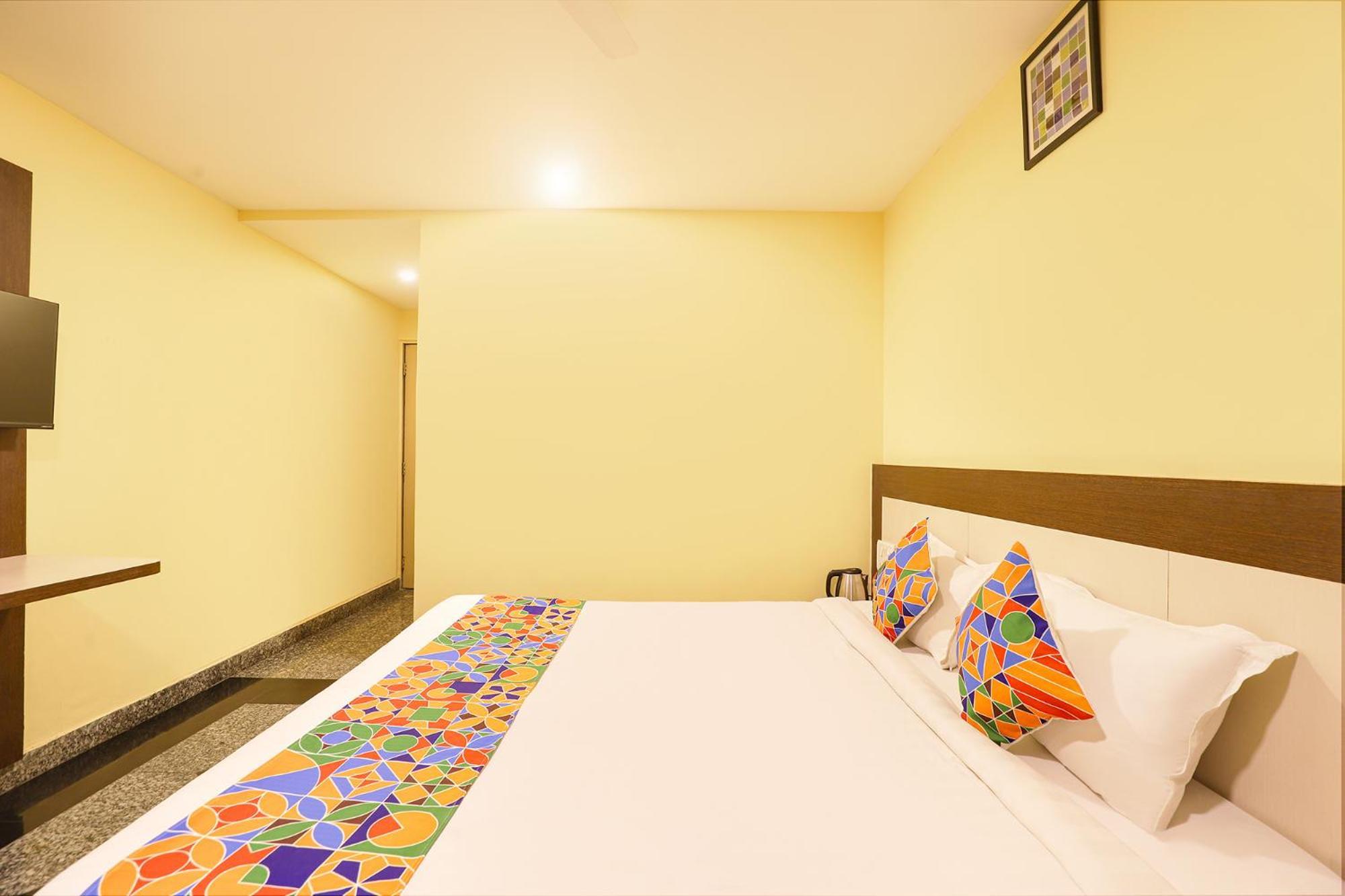 Fabhotel Chamiers Park - Nandanam Ченнаи Экстерьер фото