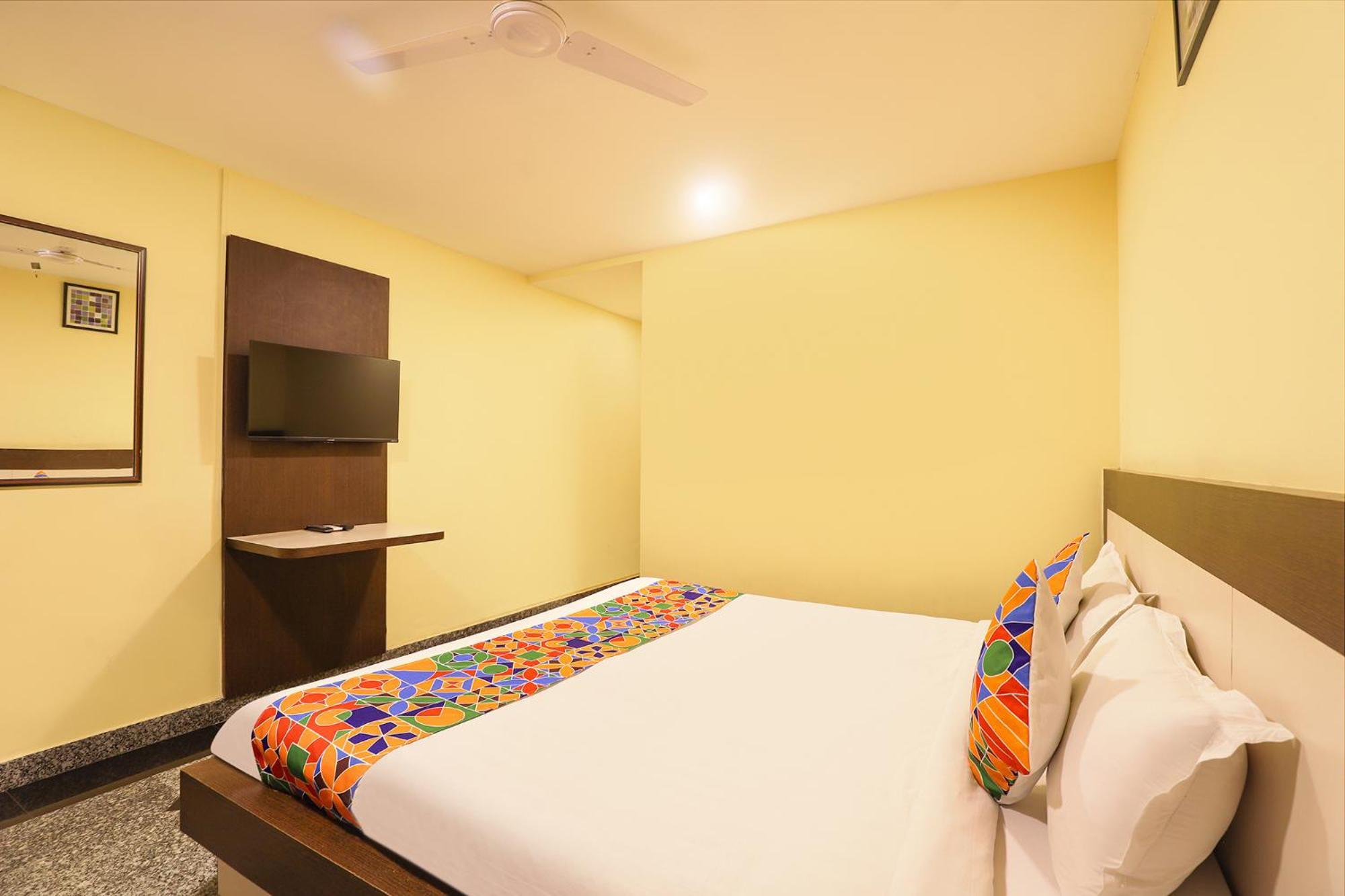 Fabhotel Chamiers Park - Nandanam Ченнаи Экстерьер фото